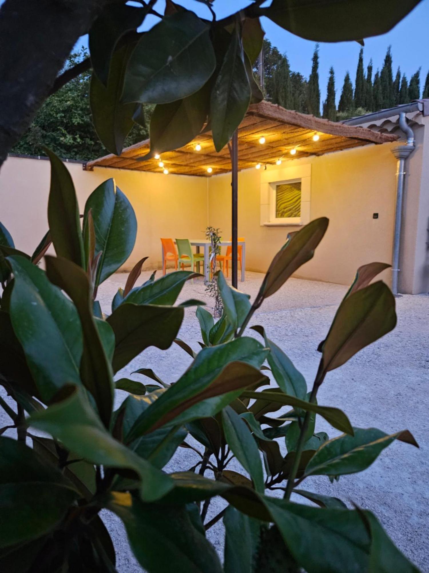 Le Rubiz Apartment La Coucourde Exterior foto
